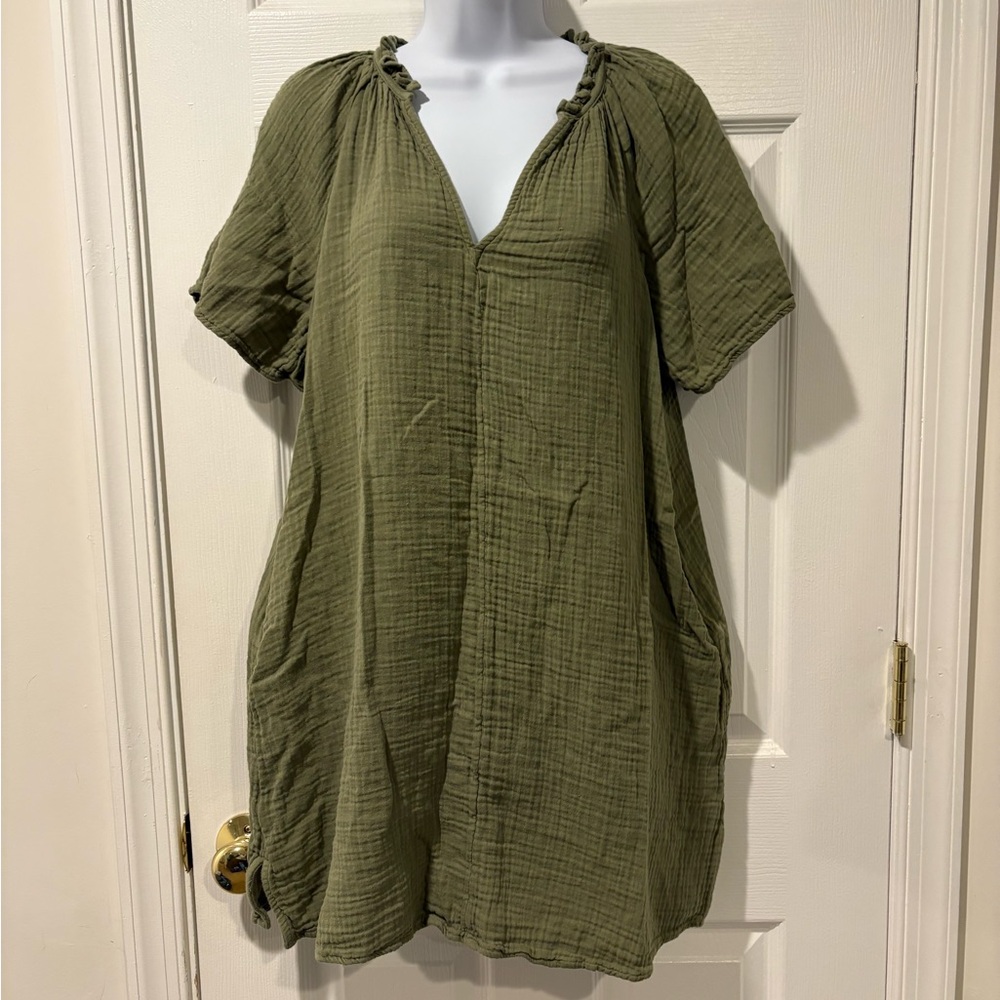 Old Navy gauzy shift dress